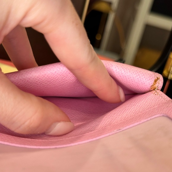 Louis Vuitton White Multicolor Joey Bifold Wallet - Picture 15 of 15